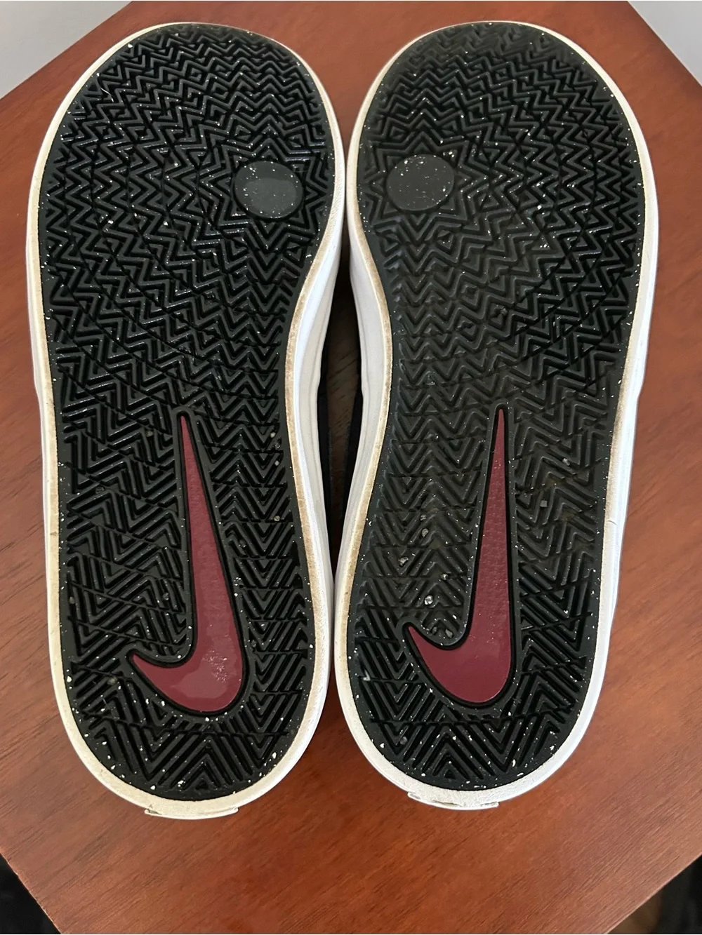 Nike SB Check Solarsoft Black Sneaker.  Men’s Size 9
